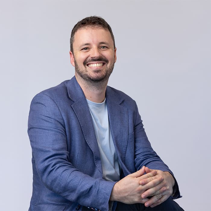 Riley Flanigan Urbis Cv 700Px 2B