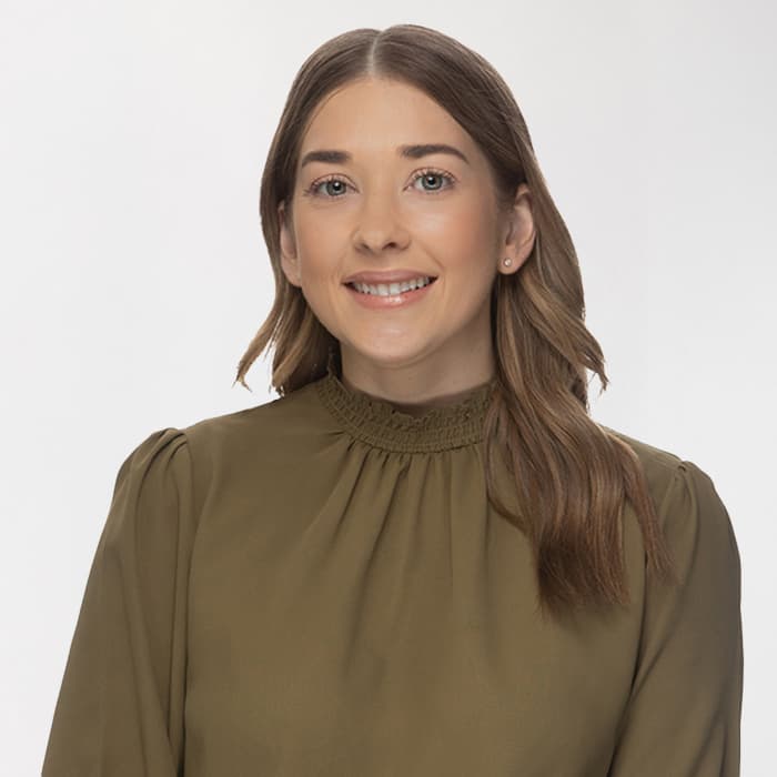 Kimberley O'neill 700X700