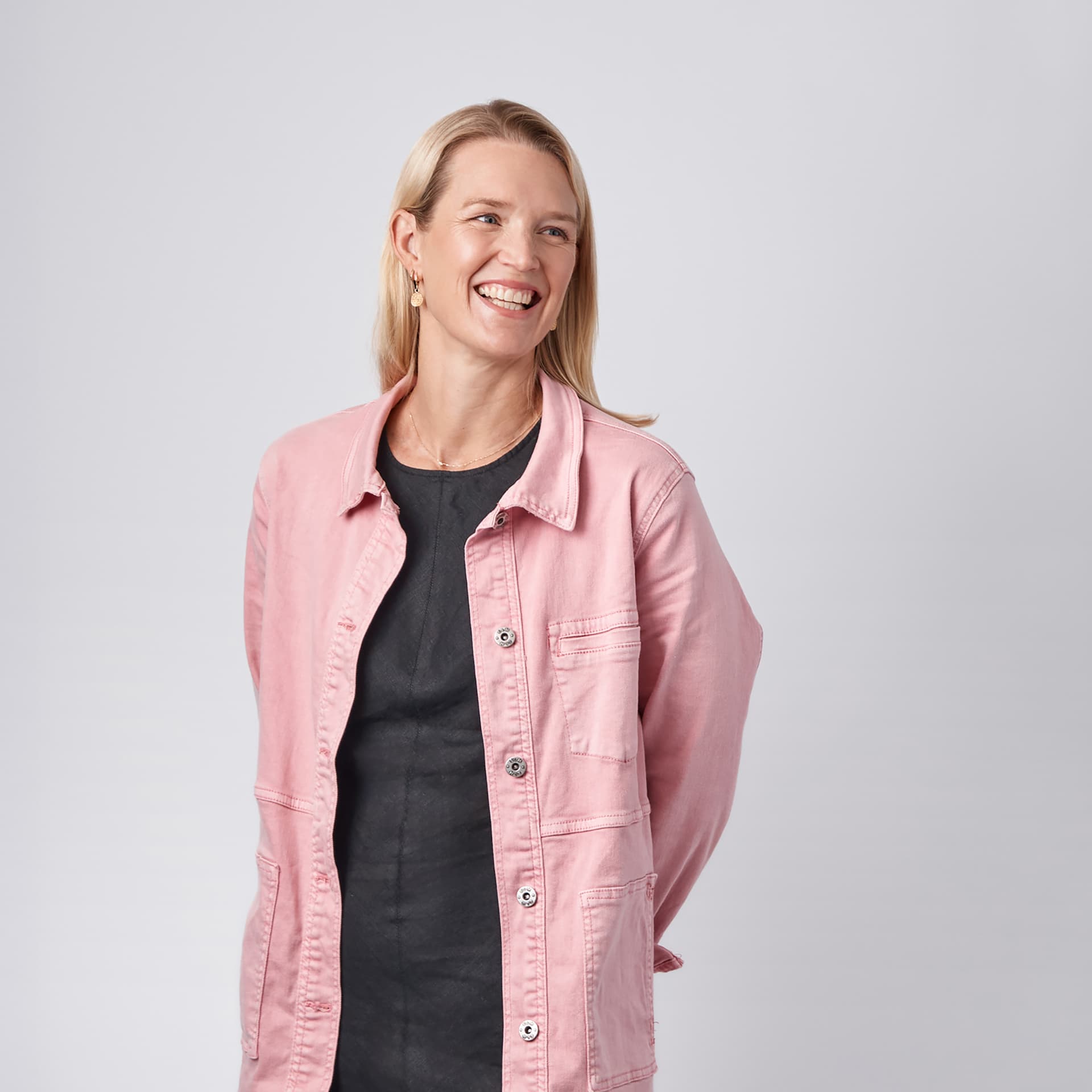 Poppy Wise Urbis Web 1920Px 1 (1)