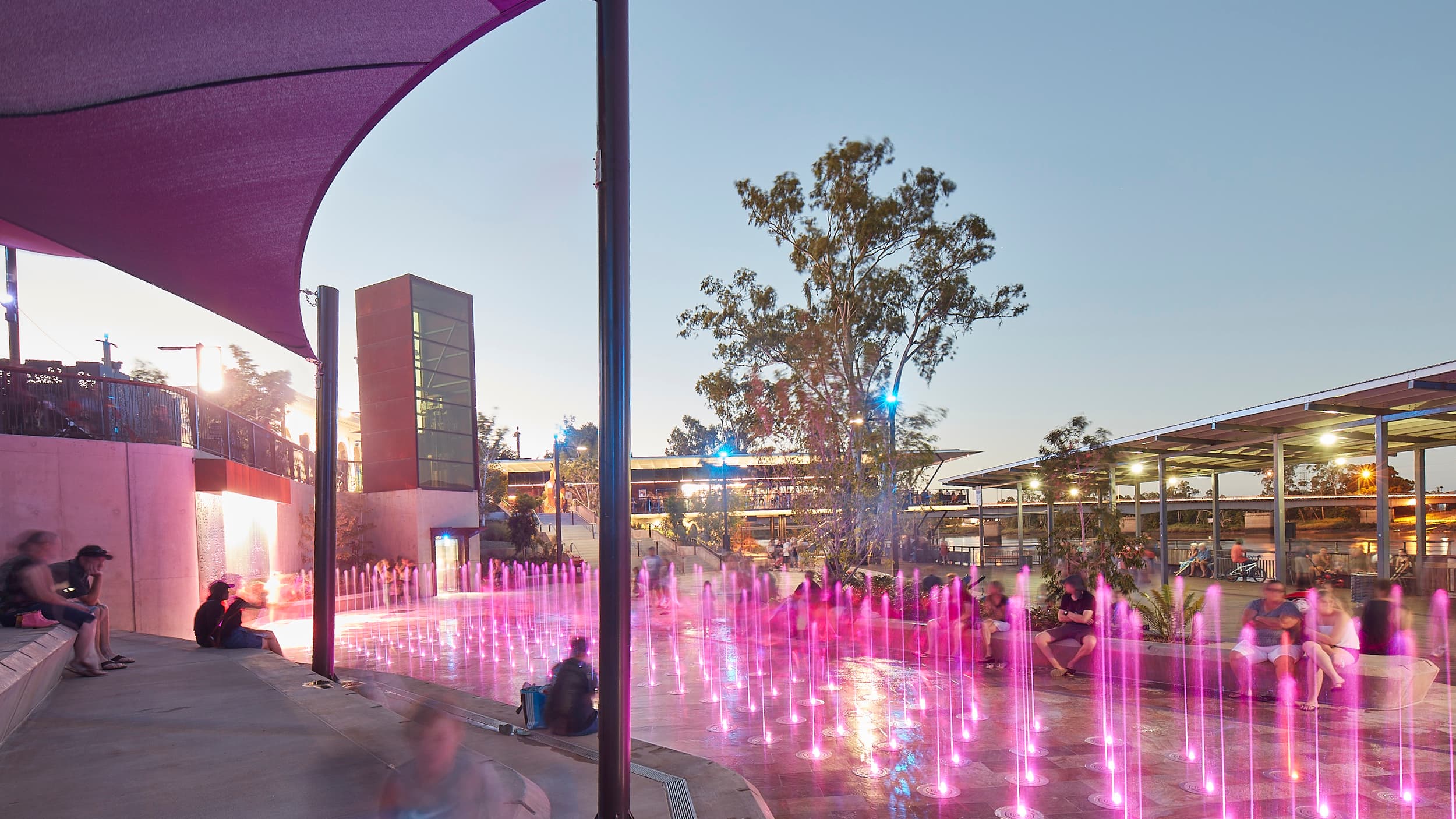 15694 01 Rockhampton Riverside High Florian Groehn