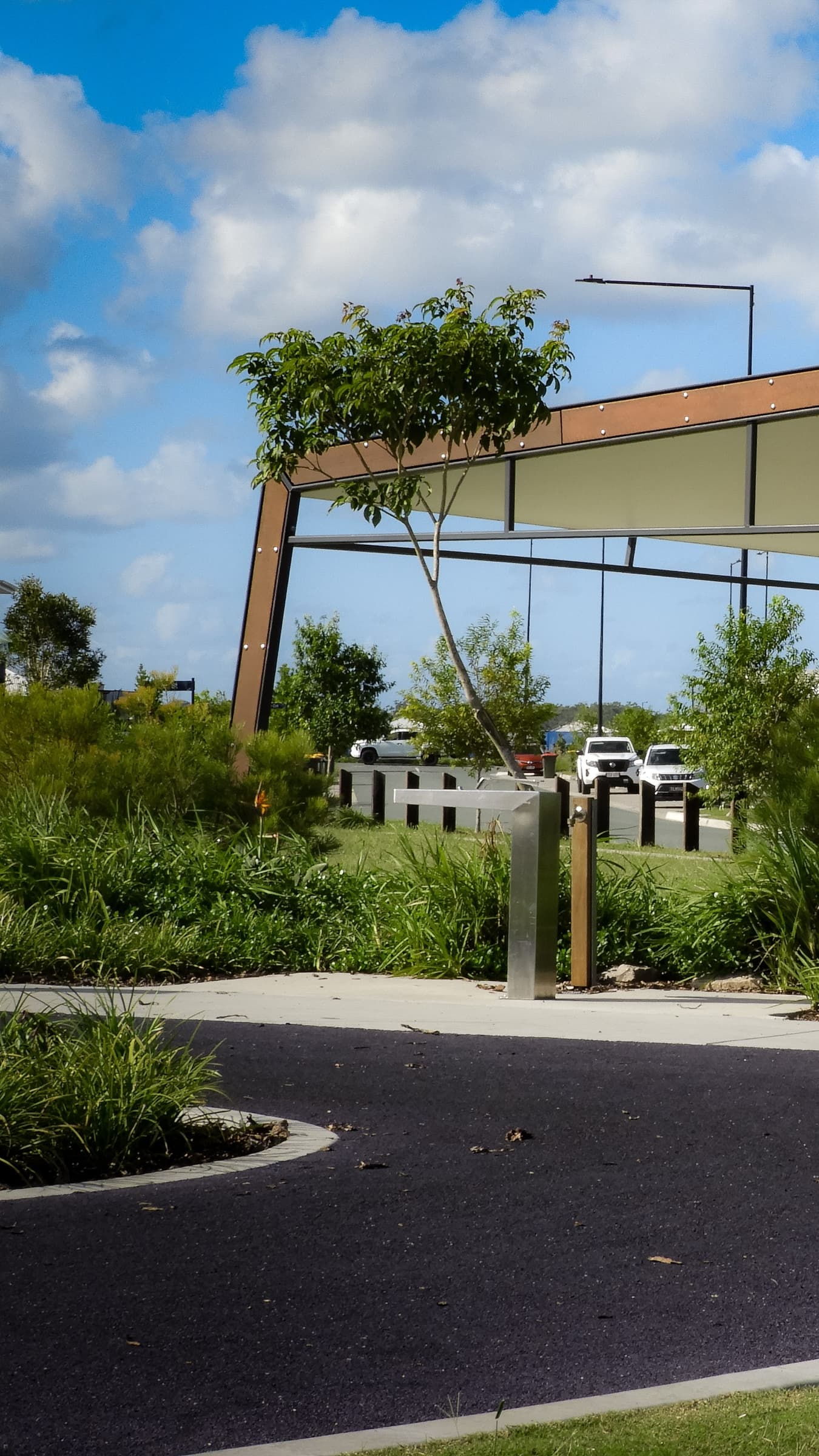 Urbis Aura Dolphin Park 2