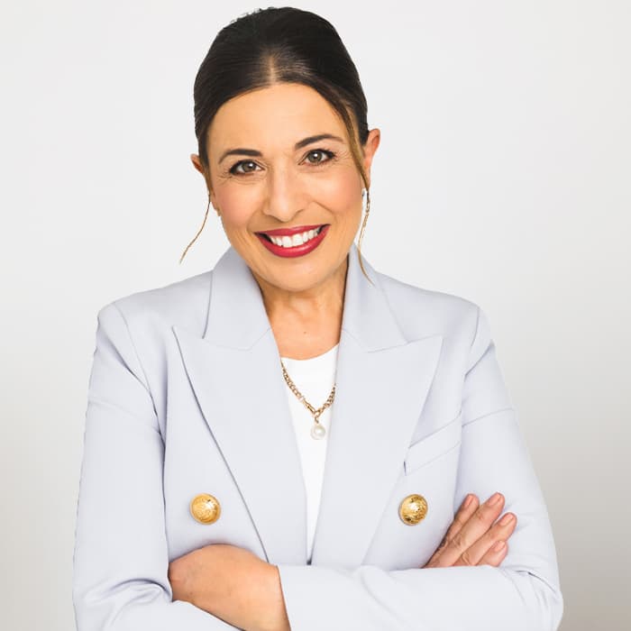 Connie Beck 700X700