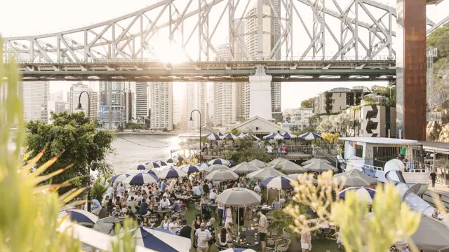 Howard Smith Wharves 4