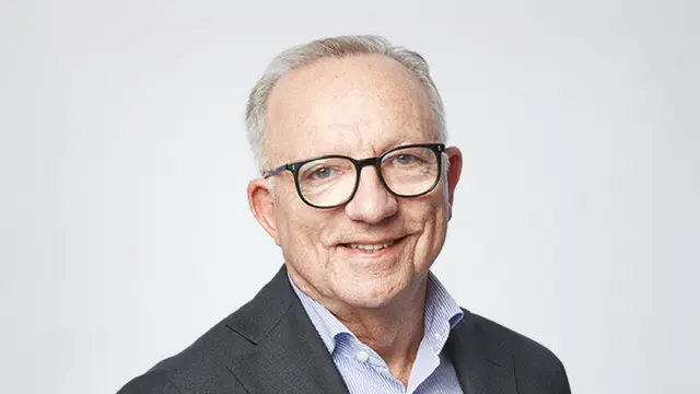 Stephen Davies 1920Px WEB