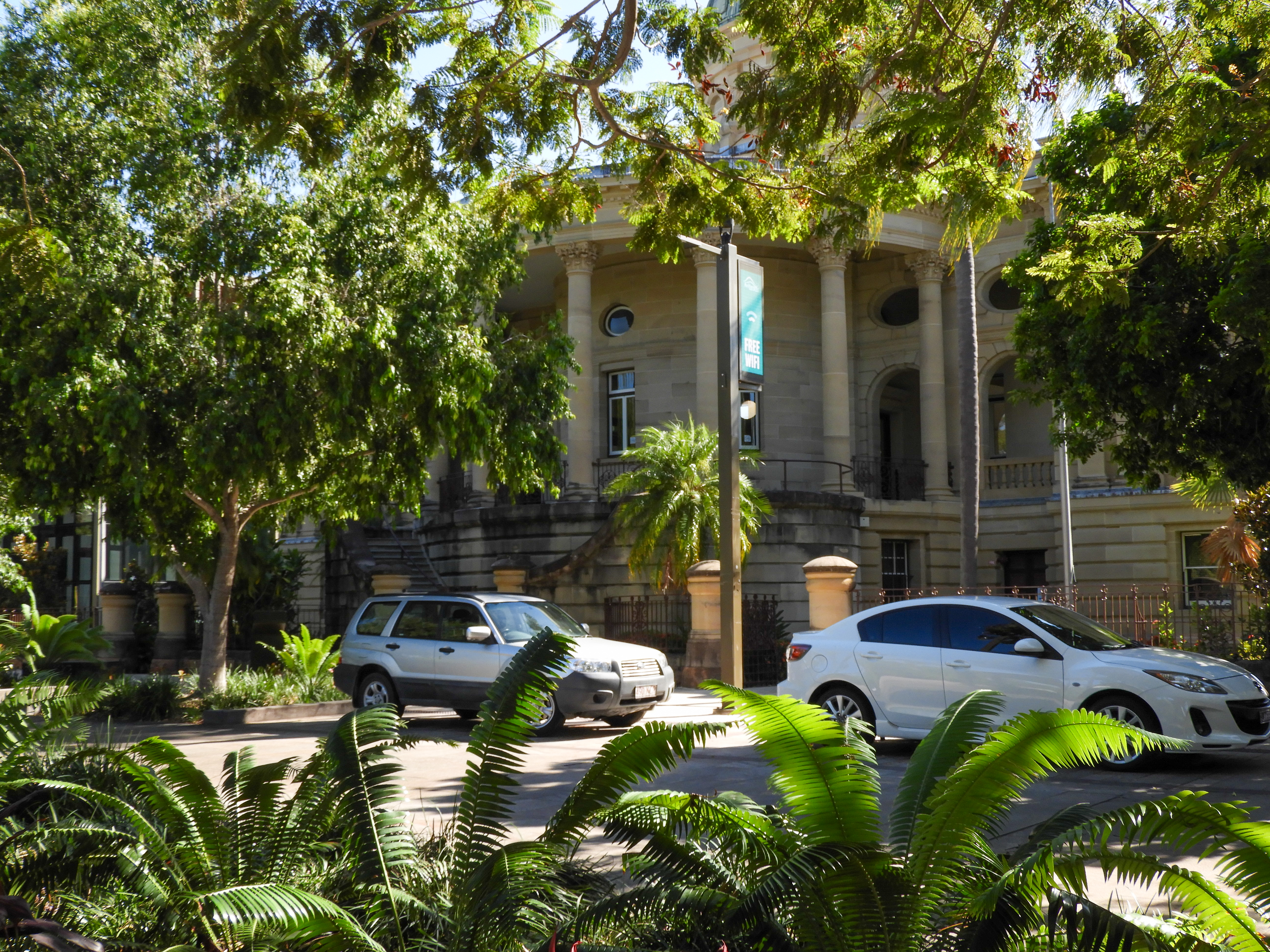 QLD Rockhampton Riverside 12