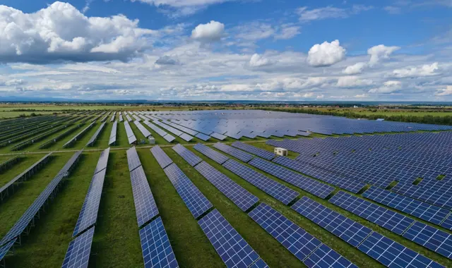 Cambridge Solar Farm Header