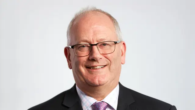 Ian Shimmin 1920Px WEB