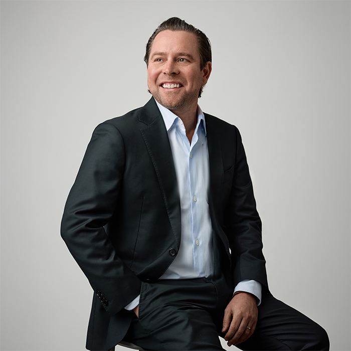 Hamish-Coleman-urbis-cv-700px-1.jpg